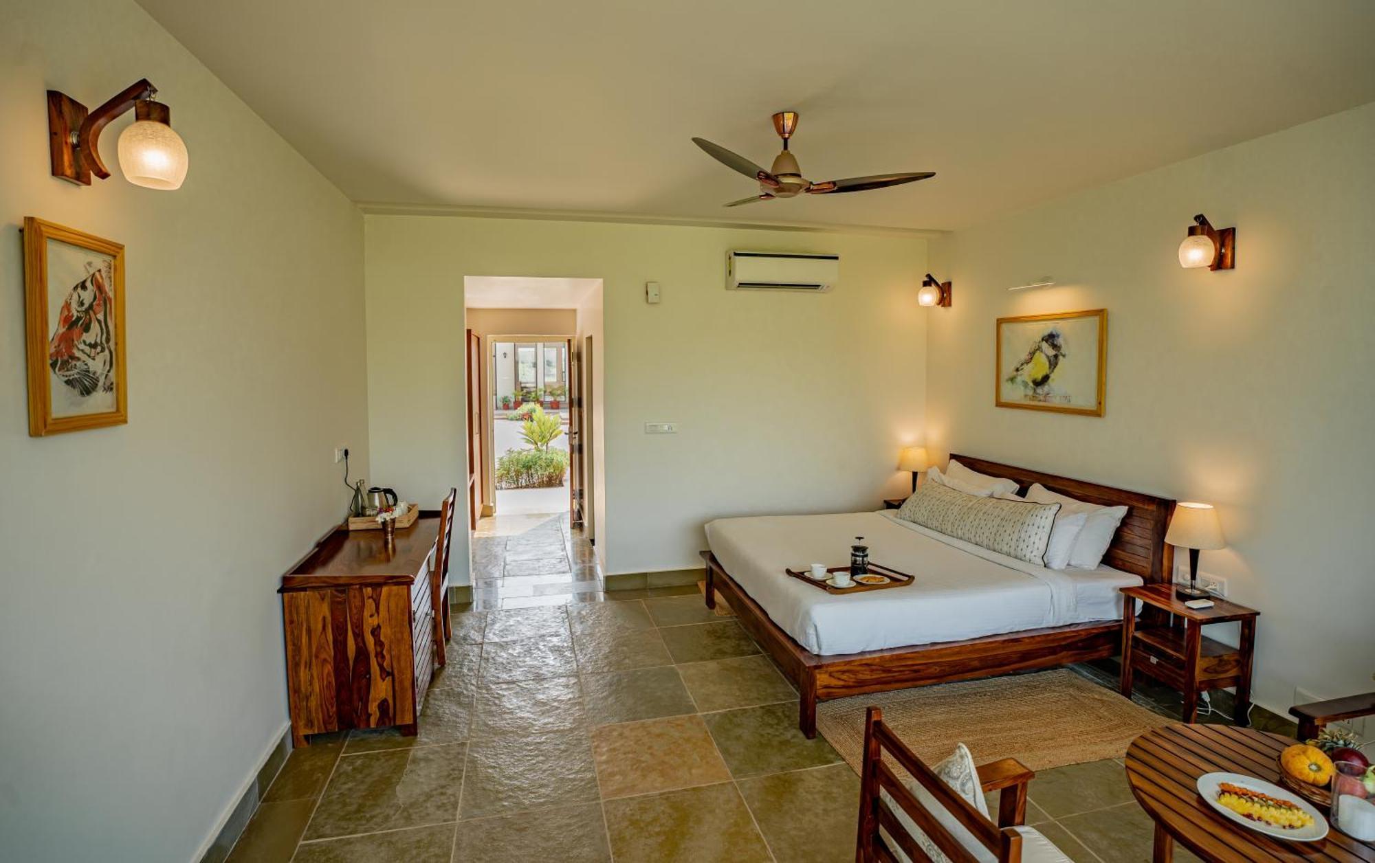 Guldaar Sariska - A Luxury Forest Resort Tehla Extérieur photo
