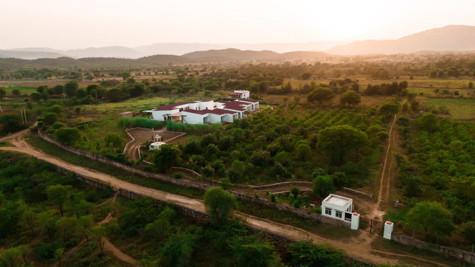 Guldaar Sariska - A Luxury Forest Resort Tehla Extérieur photo