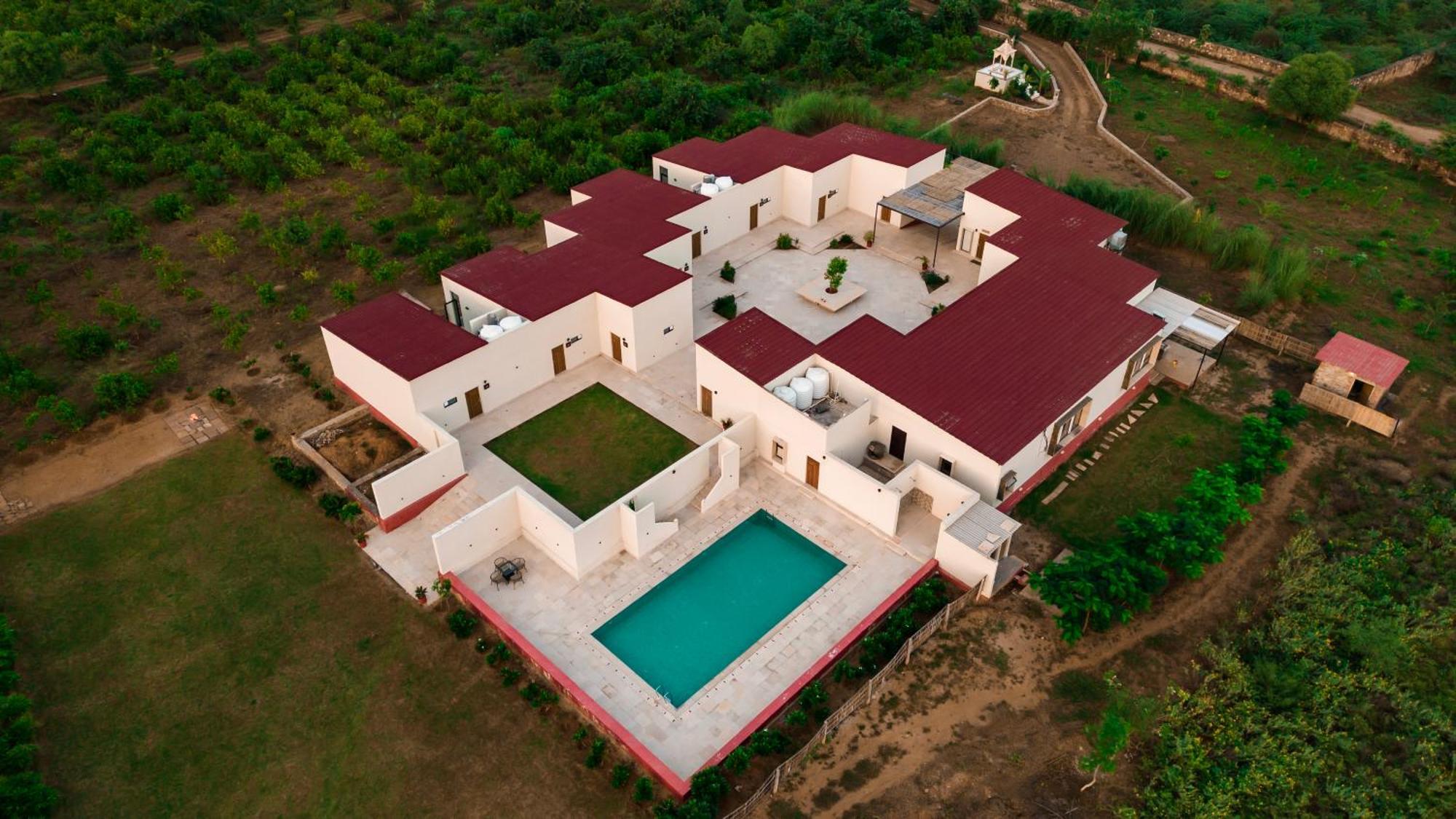 Guldaar Sariska - A Luxury Forest Resort Tehla Extérieur photo