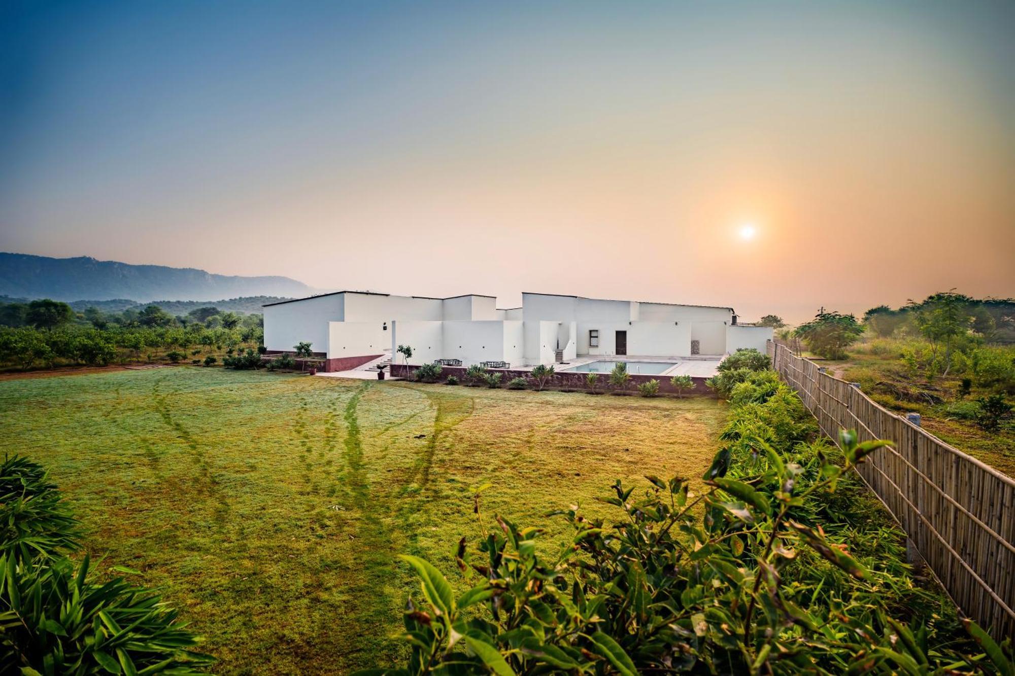 Guldaar Sariska - A Luxury Forest Resort Tehla Extérieur photo