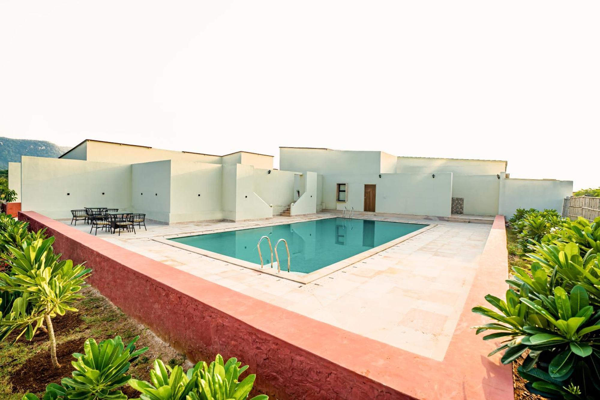 Guldaar Sariska - A Luxury Forest Resort Tehla Extérieur photo
