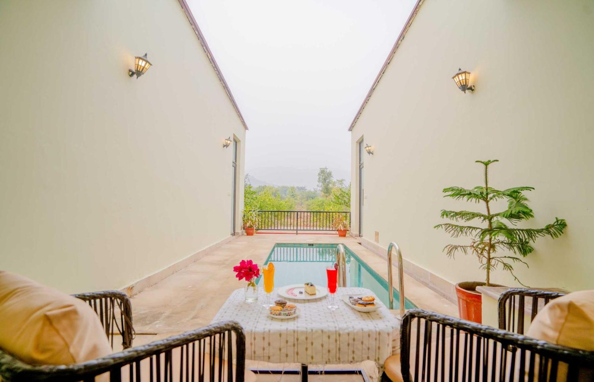 Guldaar Sariska - A Luxury Forest Resort Tehla Extérieur photo